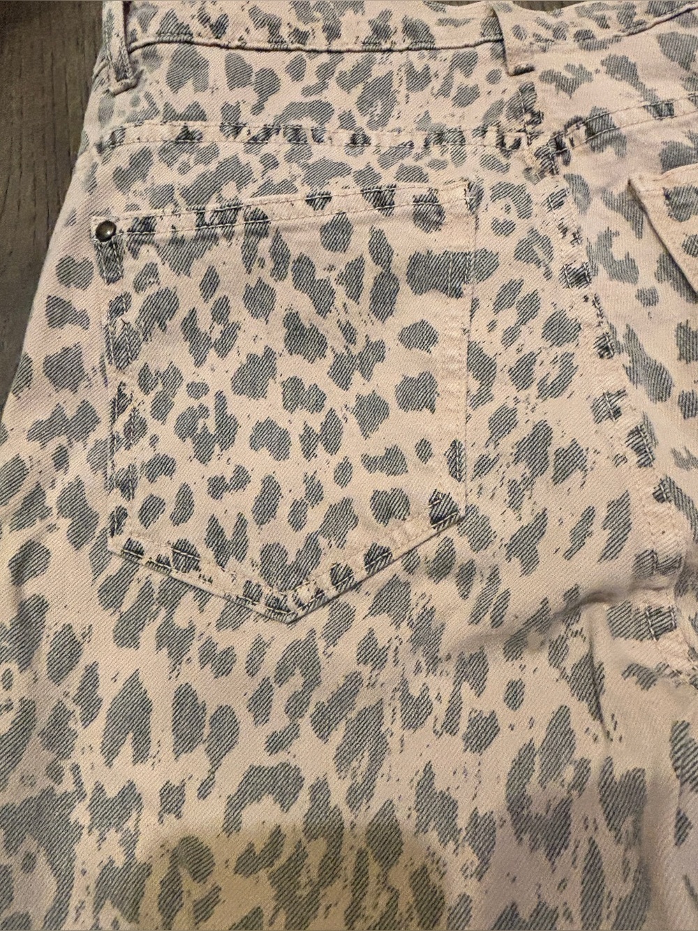 NWOT THE GREAT leopard print the kick bell Jean - Picture 9 of 9